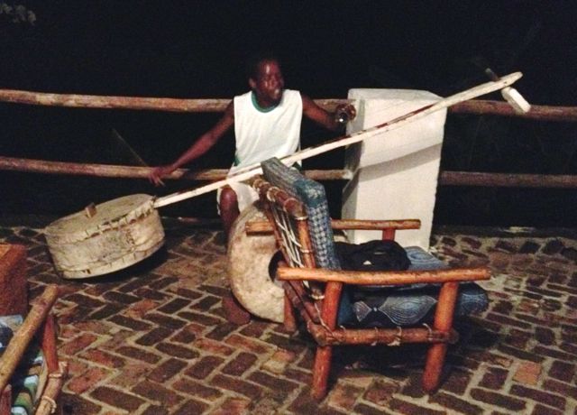 A wonderful one man band entertainer. We think the drum was a covered car tyre. Unfortunately the CD we bought from him didn't work.